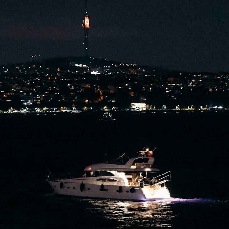 Yachting life captured